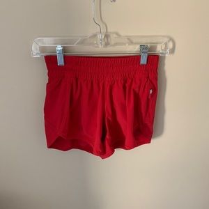 red lulu tracker shorts